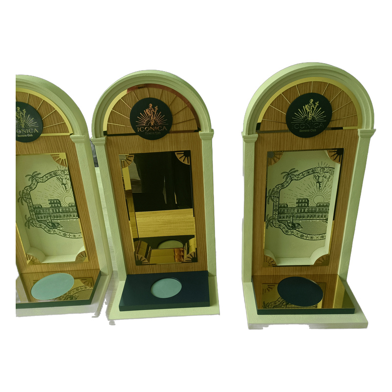 ICONICA Arched Jewellery Display
